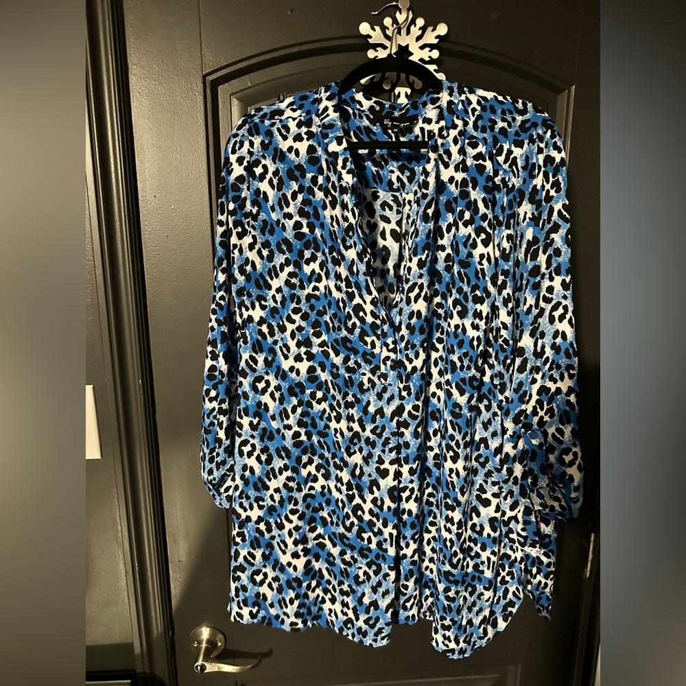 Blue and Black Leopard print 3/4 Sleeve Blouse